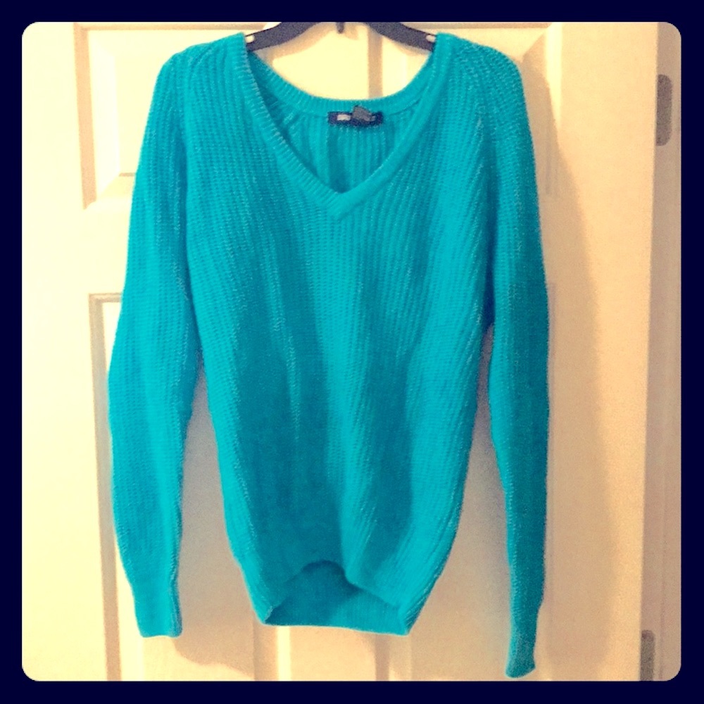Teal cotton sweater cable knit all natural fabric great for all seasons Vintage
